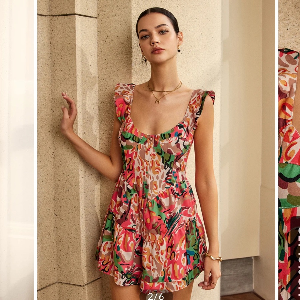 Commense Print Low Cut Ruffle Short Jumpsuit